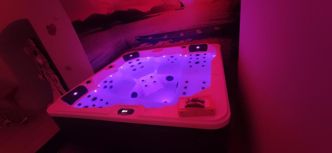 Imperialsuite Toritto Екстериор снимка